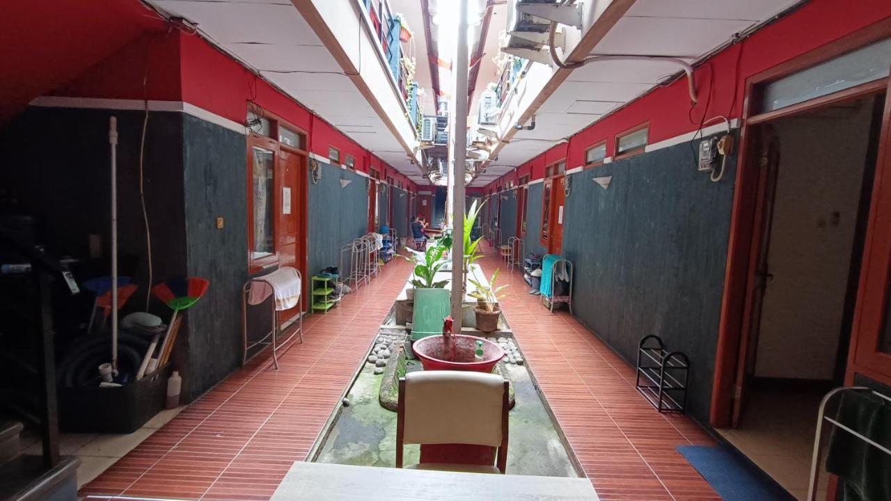 ג'קרטה Oyo 91341 D'Phoenix Anggrek Syariah Residence מראה חיצוני תמונה