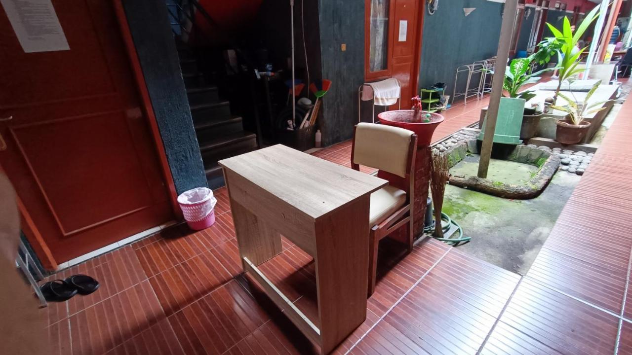 ג'קרטה Oyo 91341 D'Phoenix Anggrek Syariah Residence מראה חיצוני תמונה
