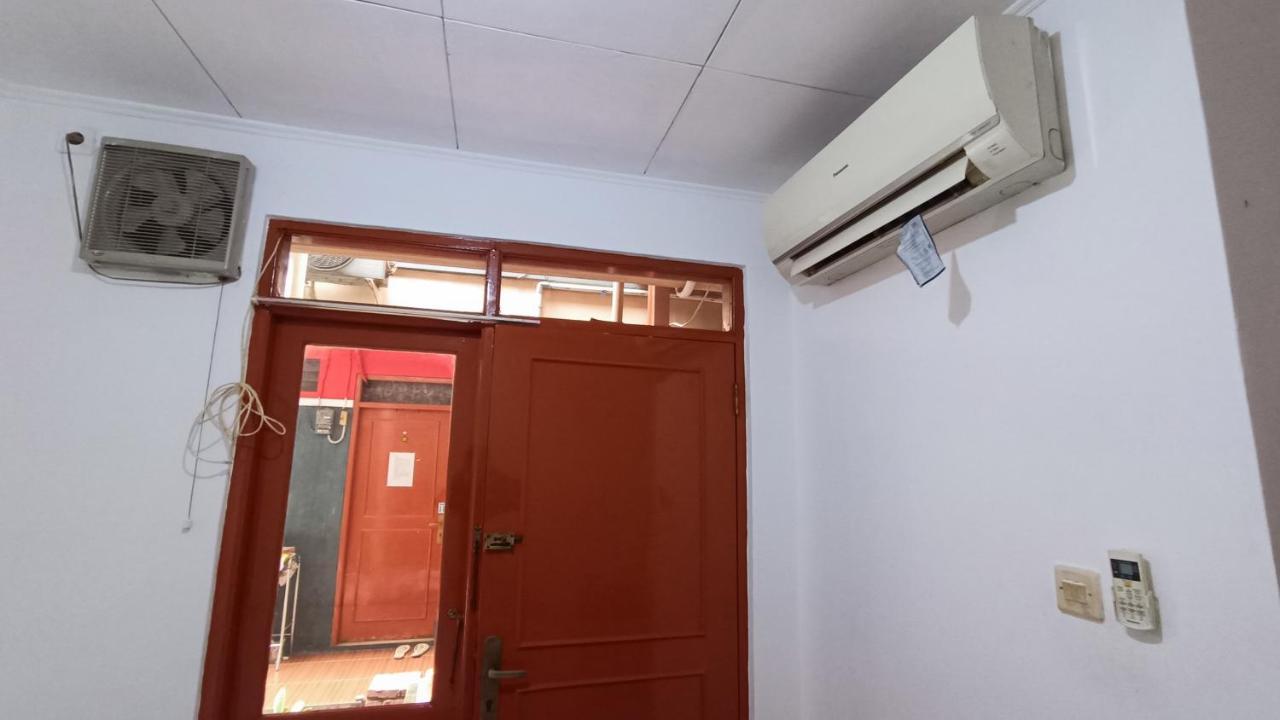 ג'קרטה Oyo 91341 D'Phoenix Anggrek Syariah Residence מראה חיצוני תמונה